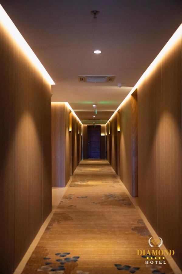 Hotel Diamond Prishtina Laplje Selo Luaran gambar A corridor in a hotel